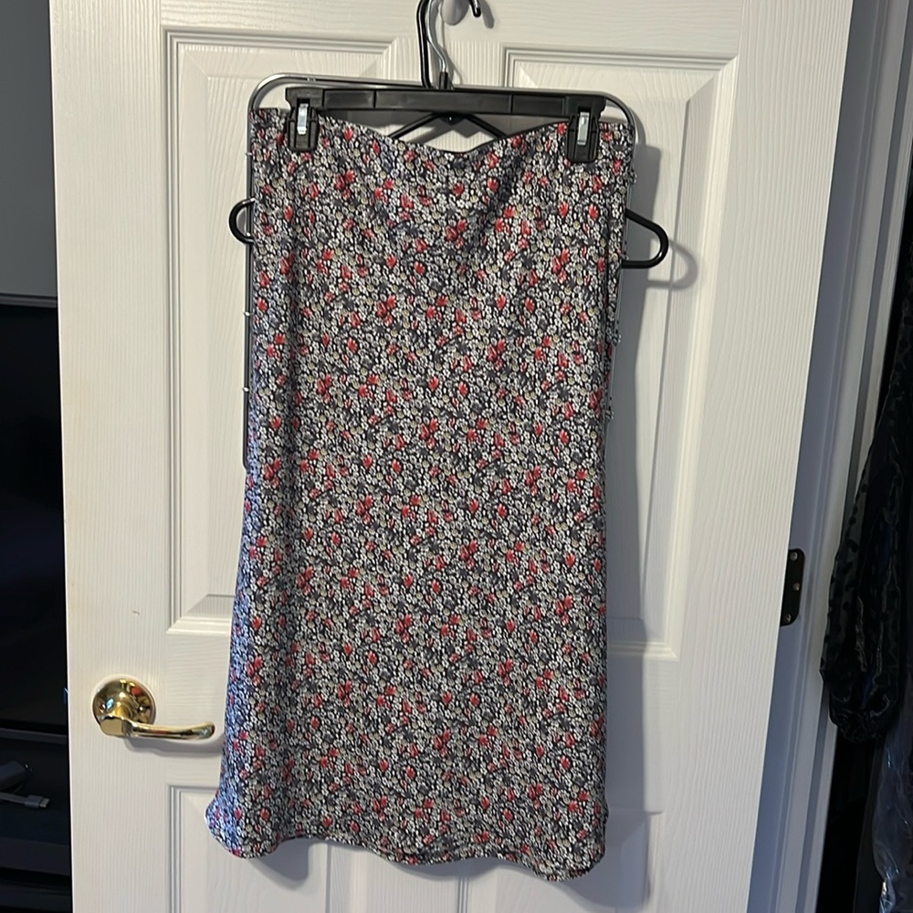 Women’s midi skirt
